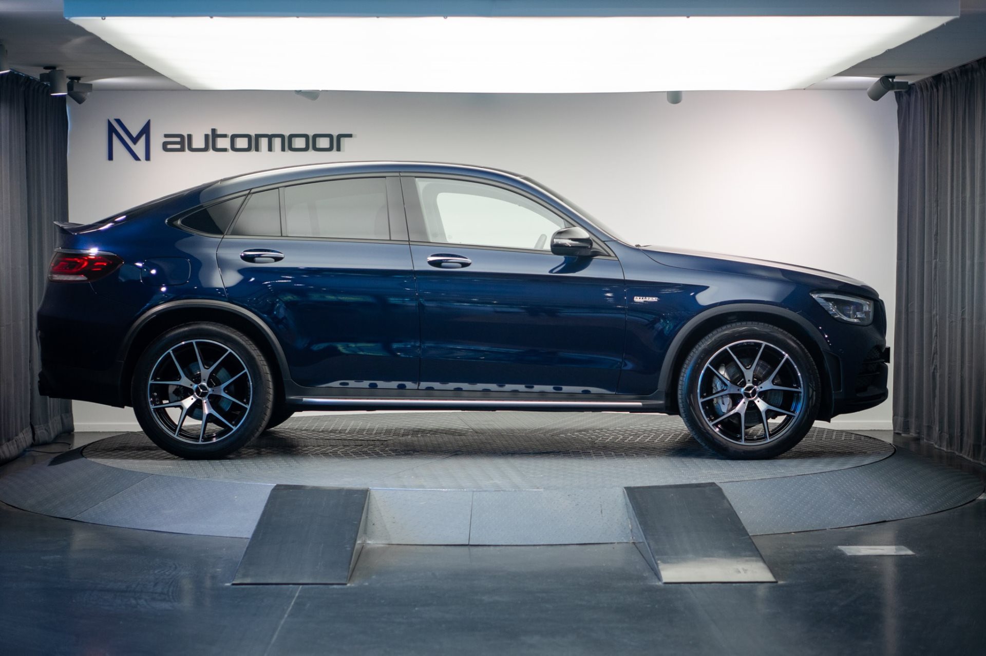MERCEDES-BENZ GLC 43 AMG Coupé 4Matic 9G-Tronic *CH-Fahrzeug* *Burmester* *Head-Up* *Panorama*-image-4