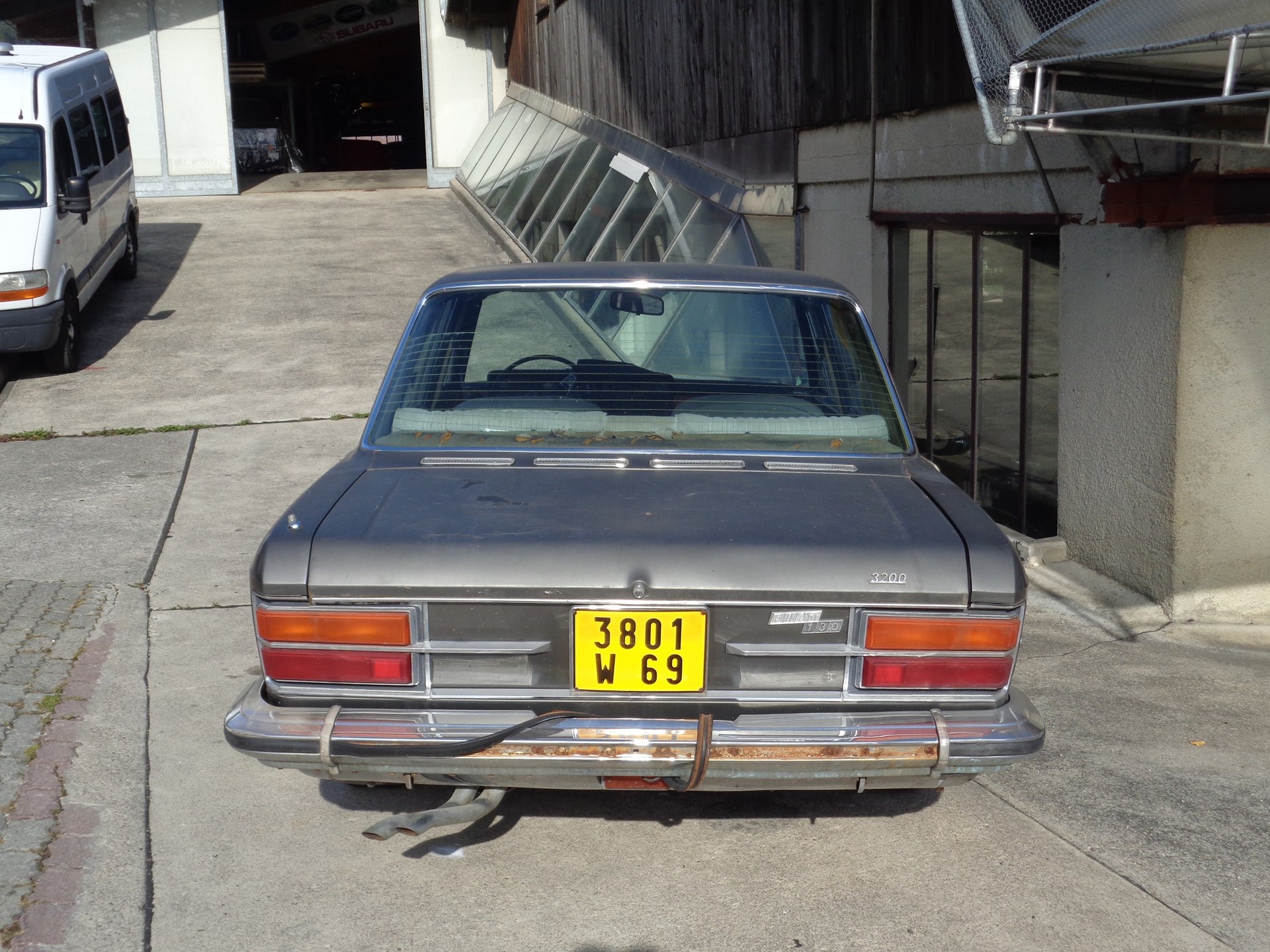 FIAT 130-image-2