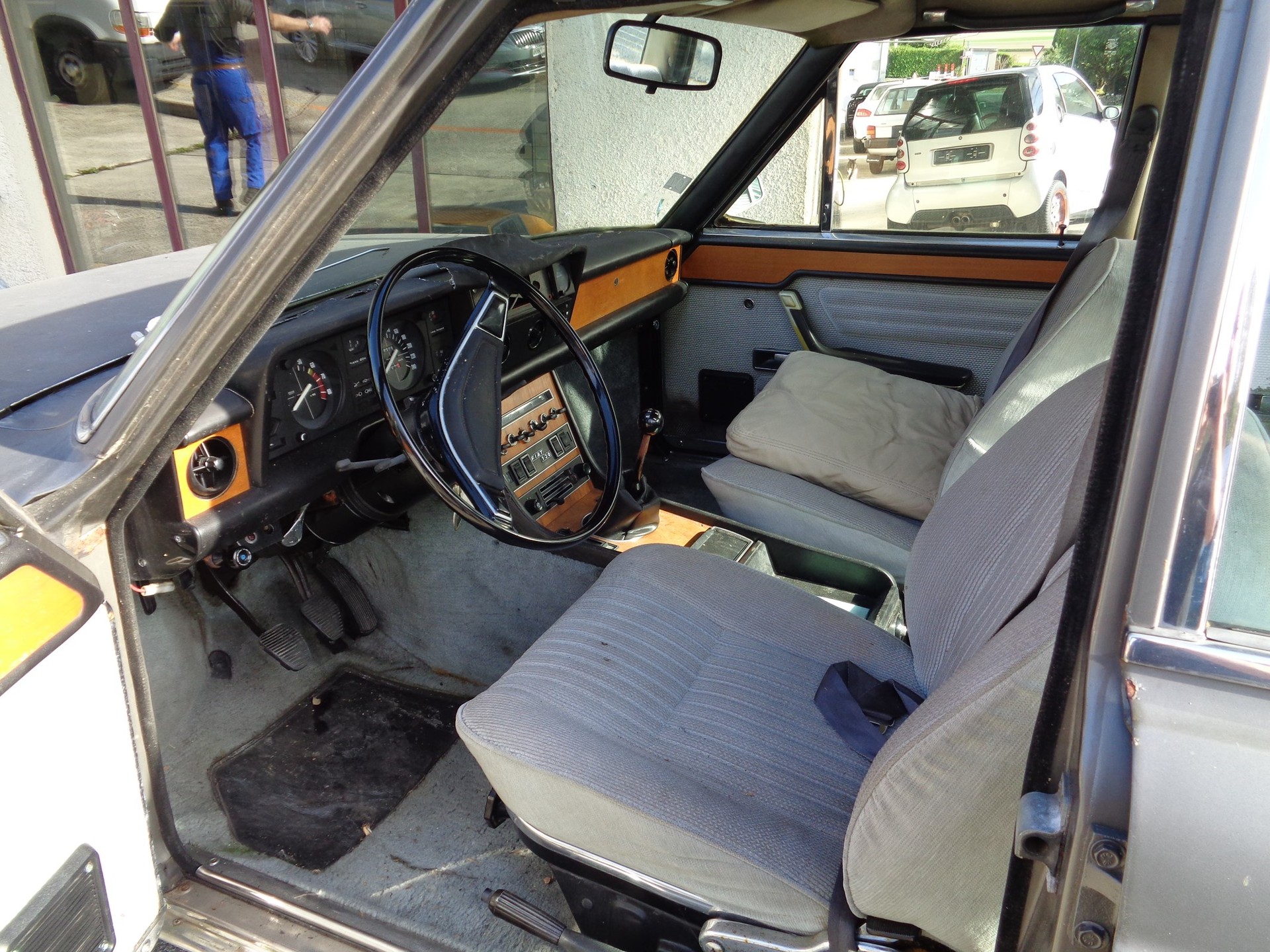 FIAT 130-image-5