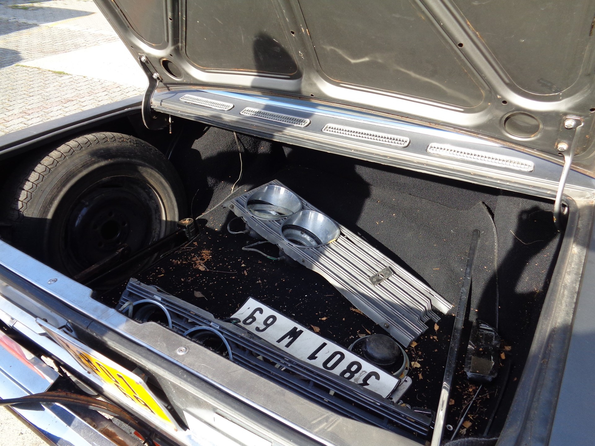 FIAT 130-image-8