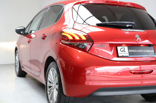Image PEUGEOT 208 208 1.2 PureTech Allure