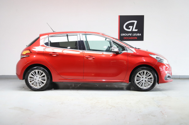 Image PEUGEOT 208 208 1.2 PureTech Allure
