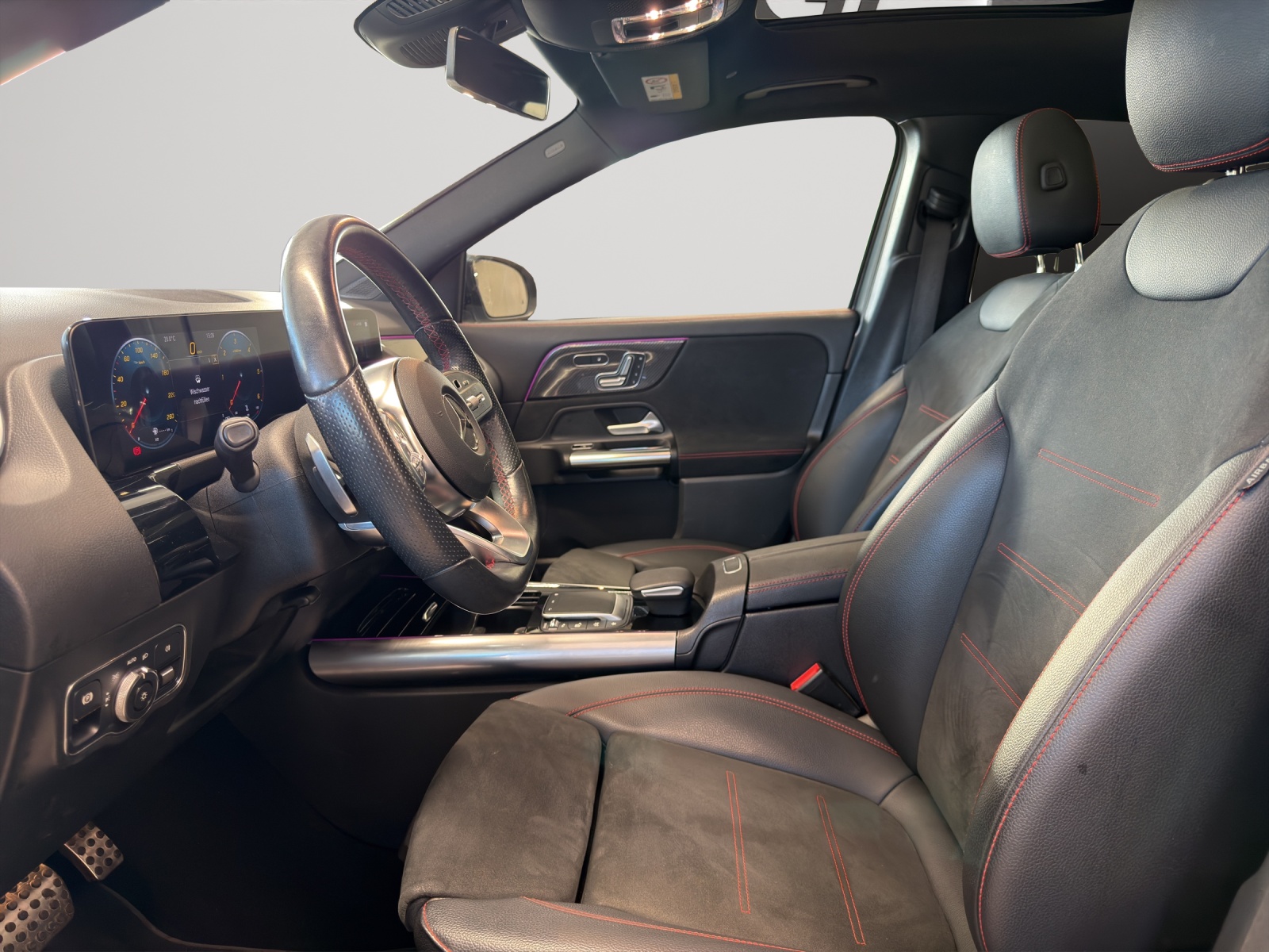 Image MERCEDES-BENZ GLA-220 GLA 220d AMG Line 4Matic