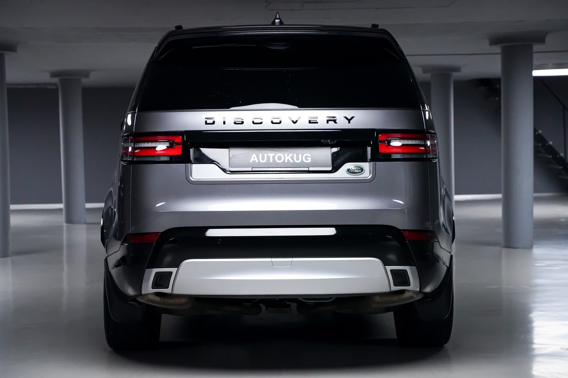 LAND ROVER Discovery 3.0 SDV6 Landmark Edition Automatic-image-5
