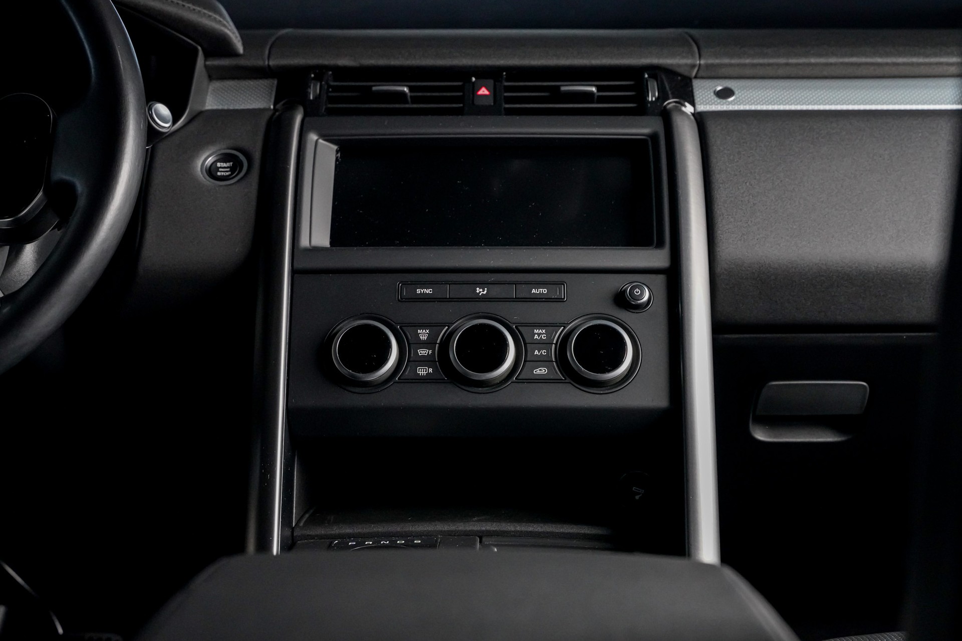 LAND ROVER Discovery 3.0 SDV6 Landmark Edition Automatic-image-21