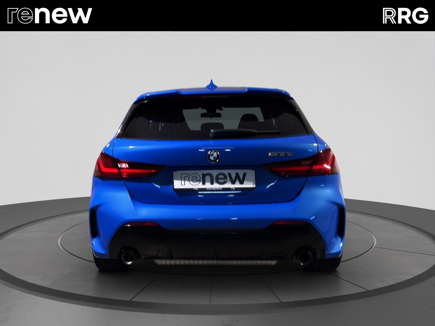 BMW 128ti Steptronic-showroom-element-3
