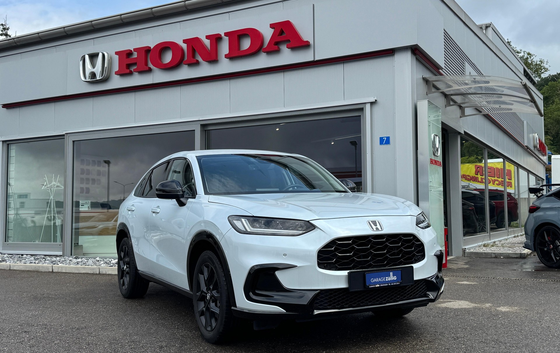 HONDA ZR-V 2.0 i-MMD Sport Diamond Dust Perl