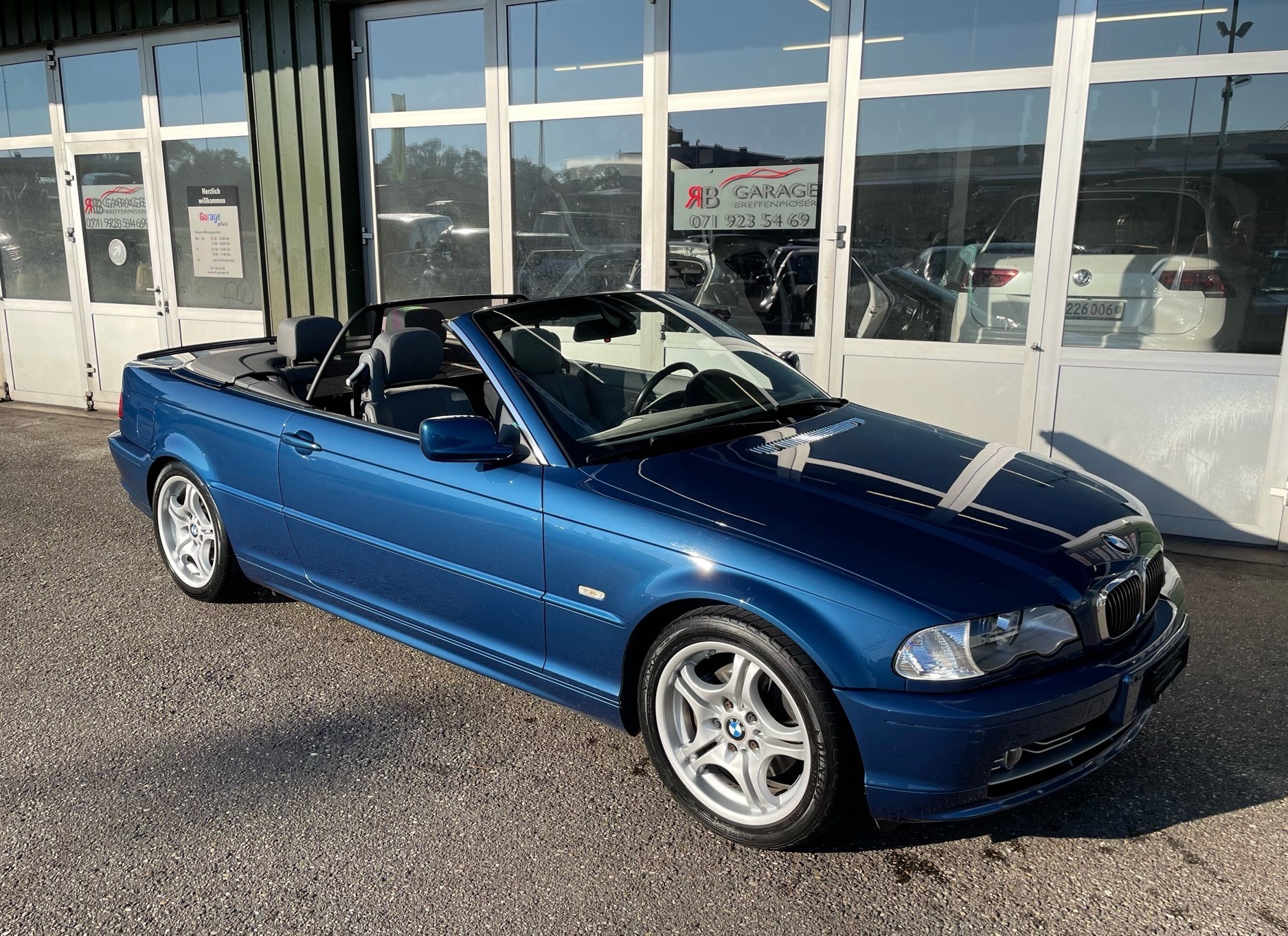 BMW 325Ci  (Cabriolet)