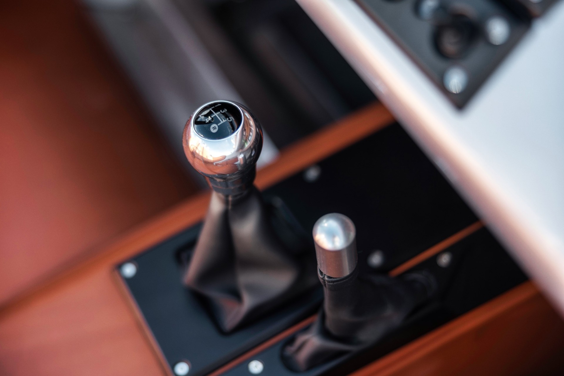 MORGAN SUPER 3-image-10