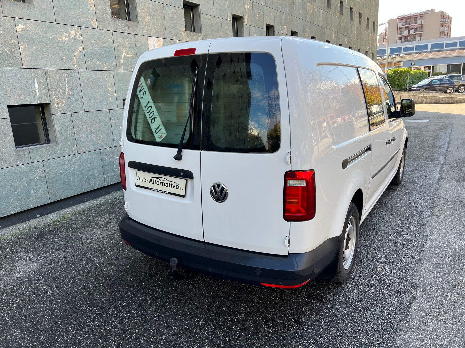 VW Caddy Maxi 2.0TDI Entry BlueMotion Technology DSG-image-3