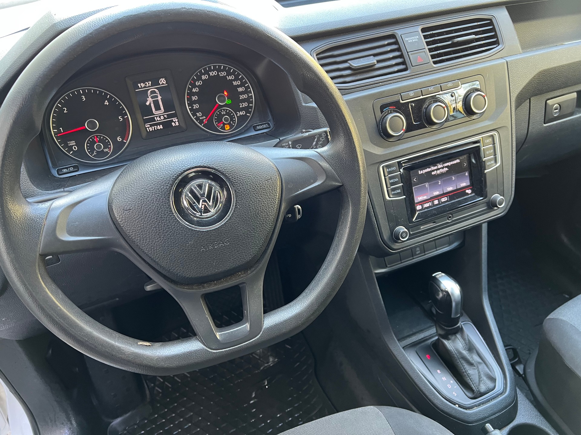 VW Caddy Maxi 2.0TDI Entry BlueMotion Technology DSG-image-9