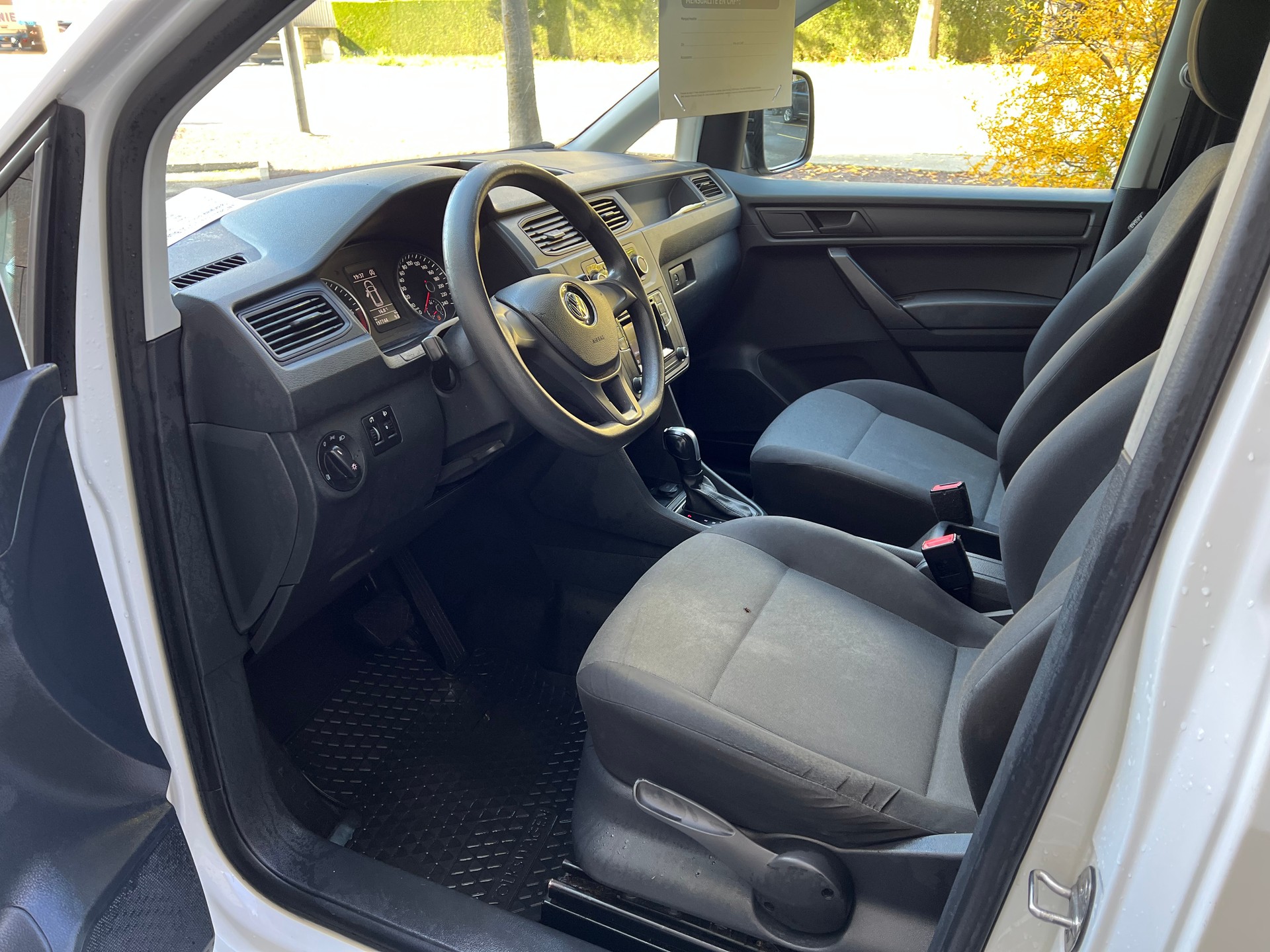 VW Caddy Maxi 2.0TDI Entry BlueMotion Technology DSG-image-8
