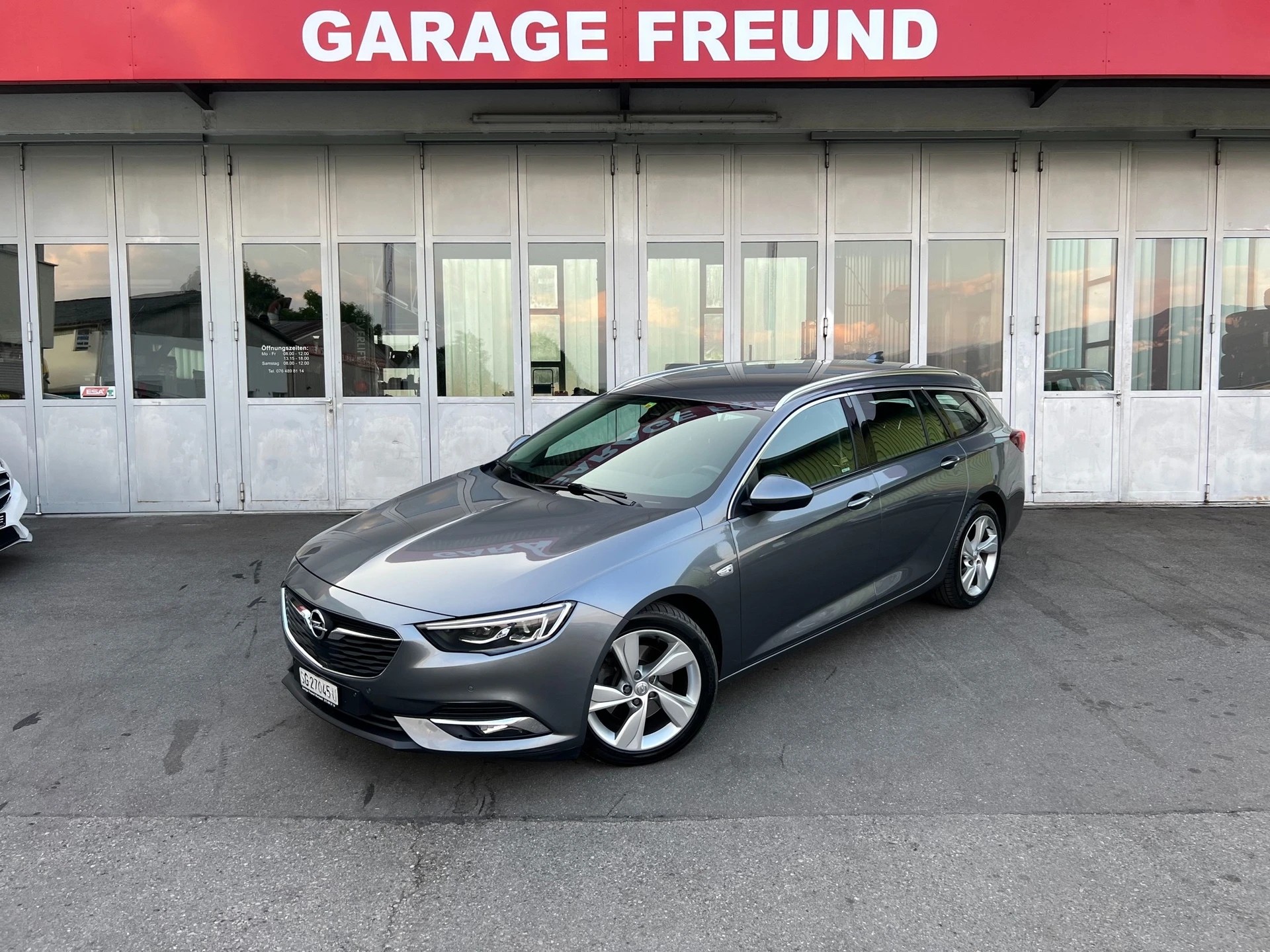 OPEL Insignia 2.0 CDTI Sports Tourer Excellence 4WD-showroom-element-2