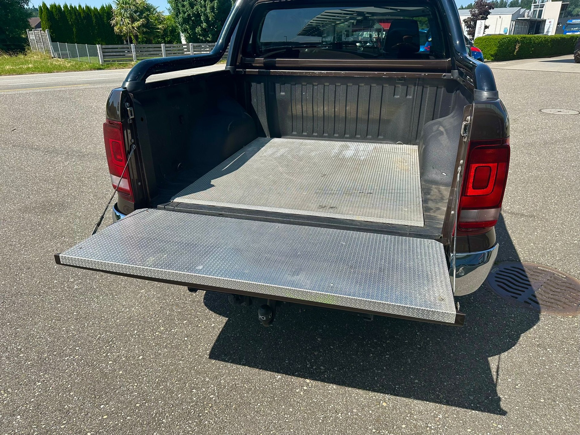 VW Amarok 3.0TDI Crossline 4Motion Automatic-image-28