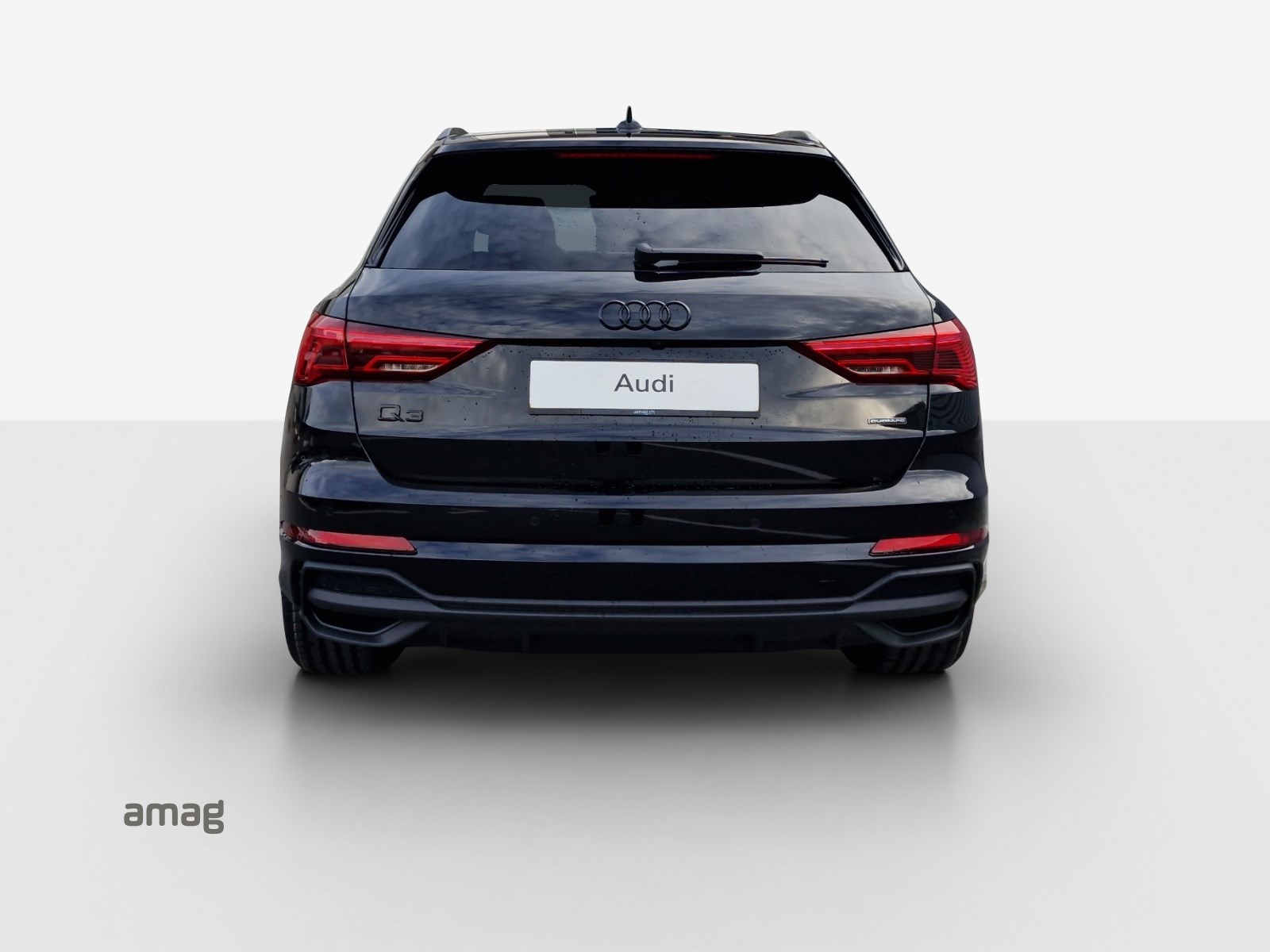 AUDI Q3 40 TFSI S line quattro S-tronic-showroom-element-3