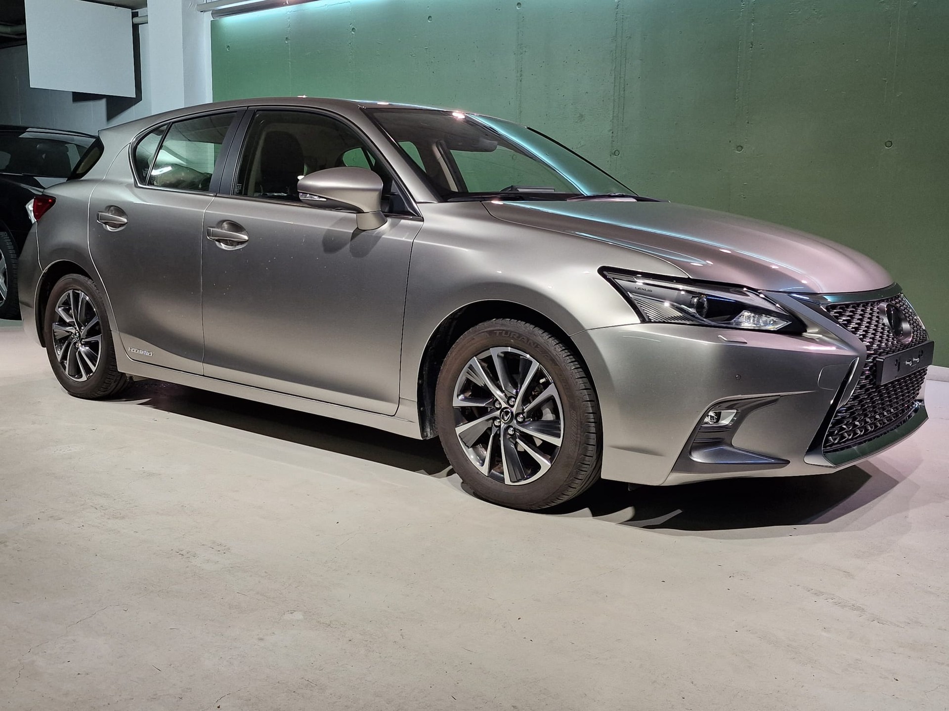 LEXUS CT 200h 1.8 impression CVT