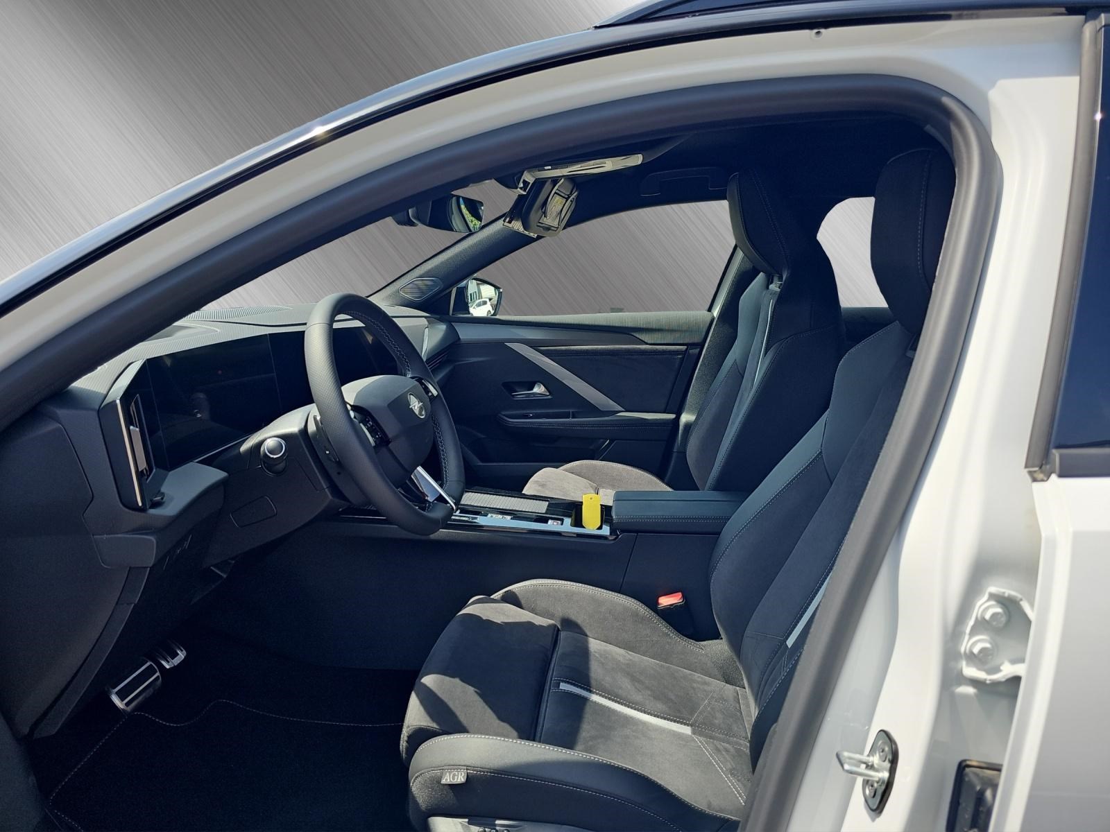 OPEL Astra Sports Tourer 1.6 T PHEV 225 GSe-image-8