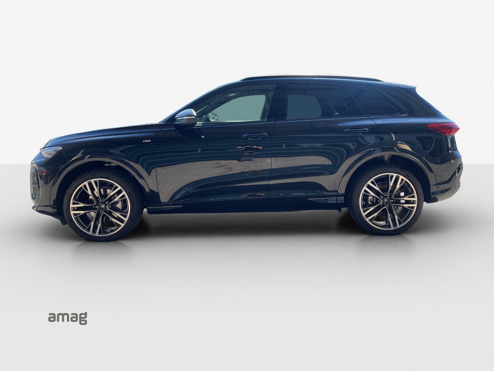 AUDI Q5 TFSI quatto 150 kW S-tronic-showroom-element-1