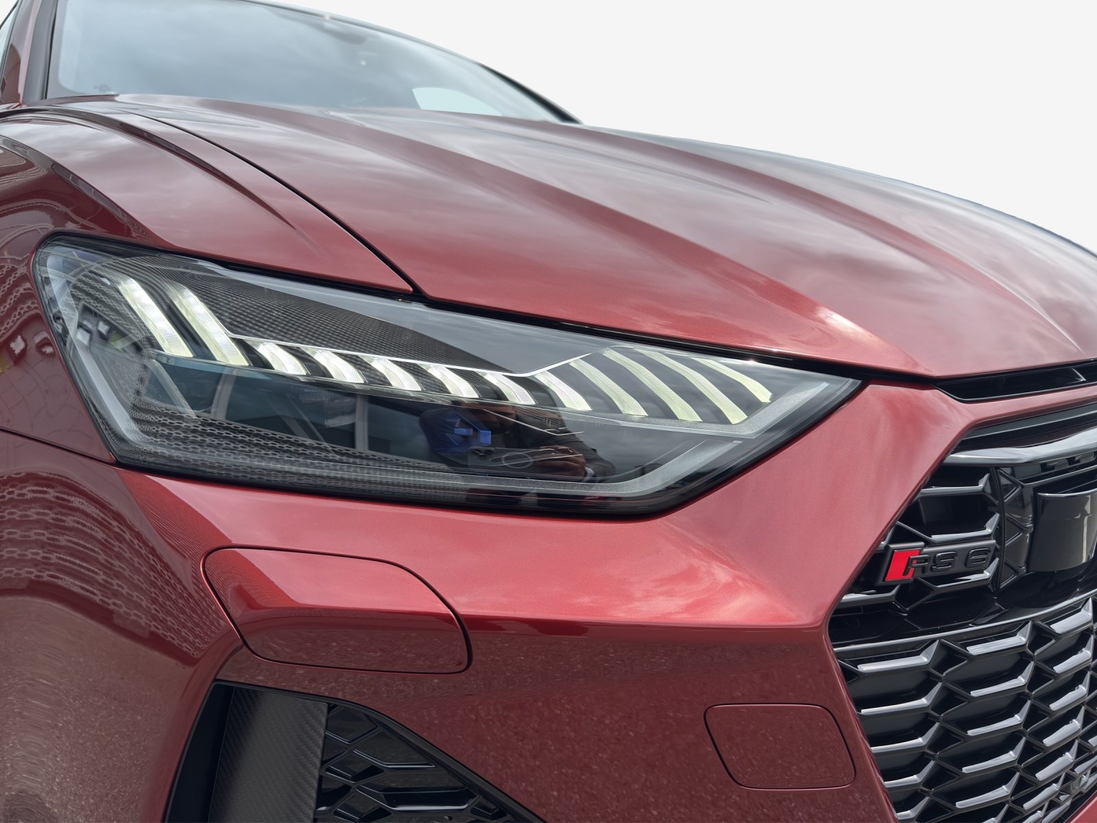 AUDI RS6 Avant 4.0 TFSI V8 Performance quattro-image-15