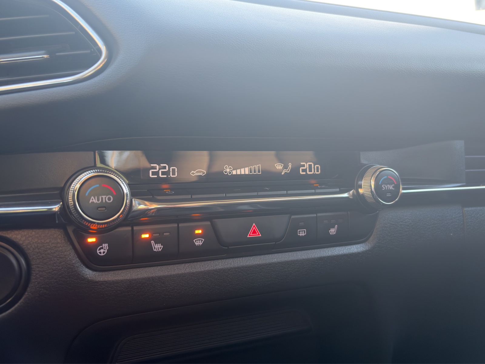 Image MAZDA CX-30 CX-30 G 150 Amb. Plus AWD