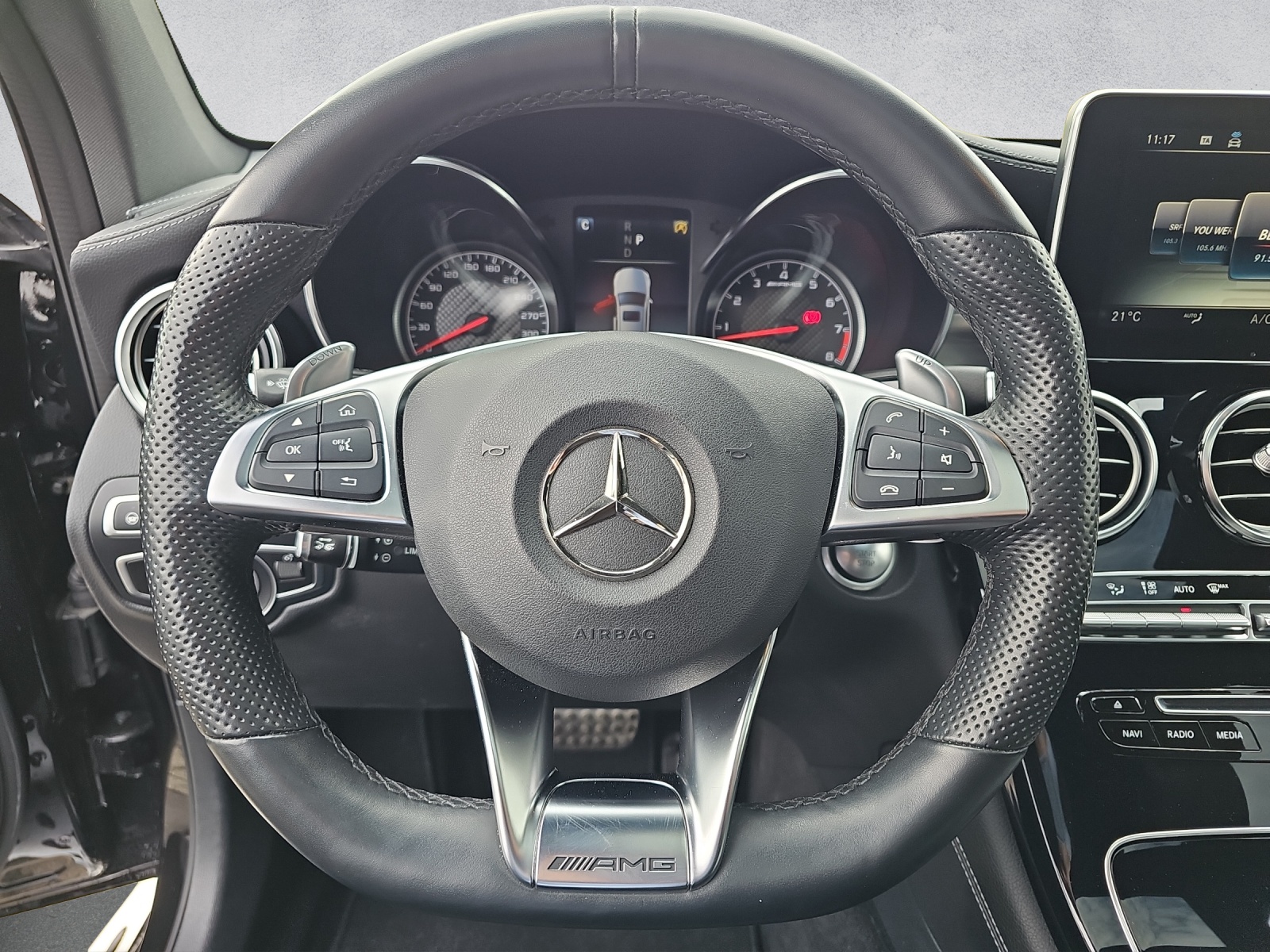 MERCEDES-BENZ GLC Coupé 63 AMG 4Matic+ 9G-Tronic-image-8