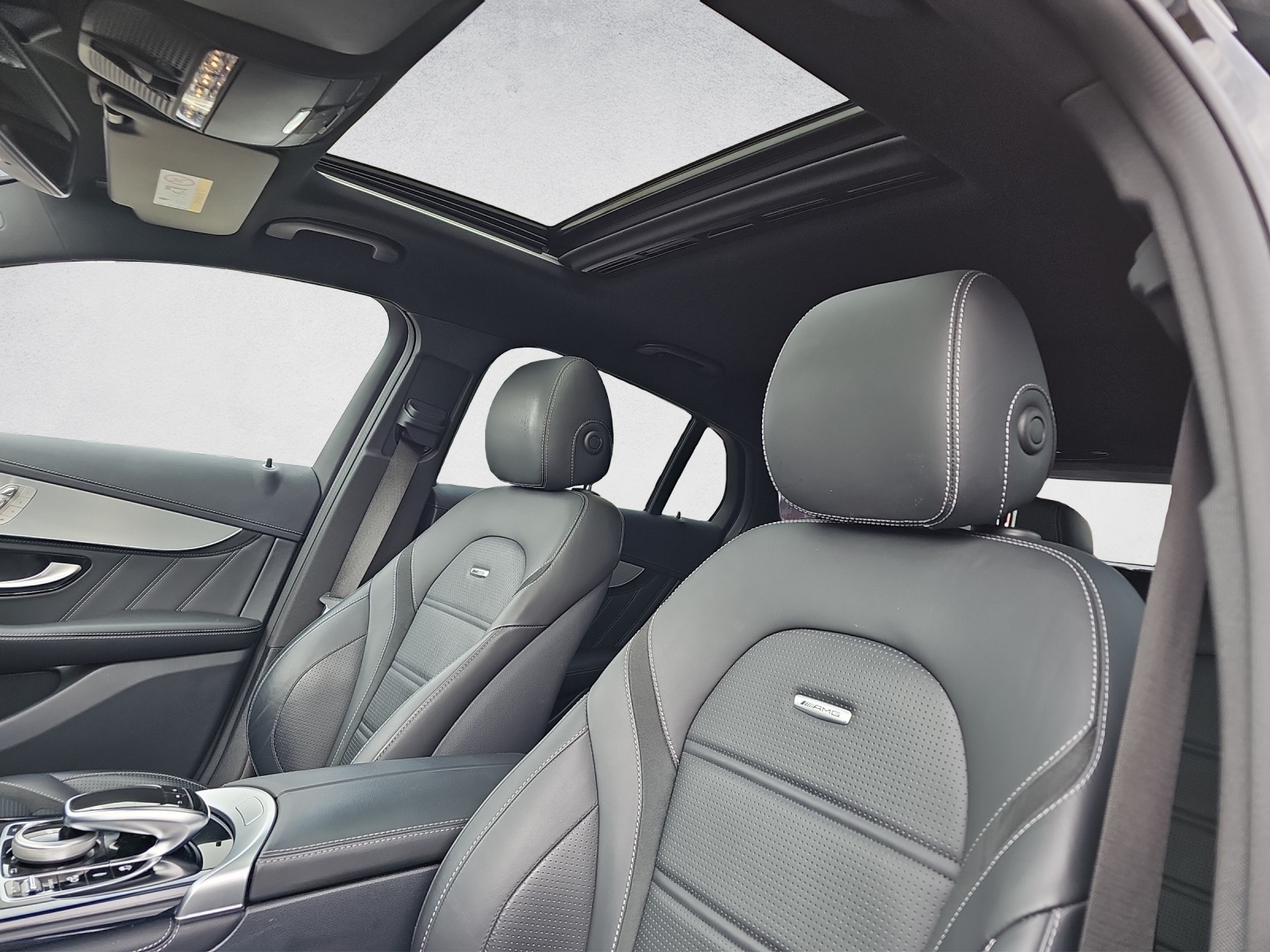 MERCEDES-BENZ GLC Coupé 63 AMG 4Matic+ 9G-Tronic-image-9