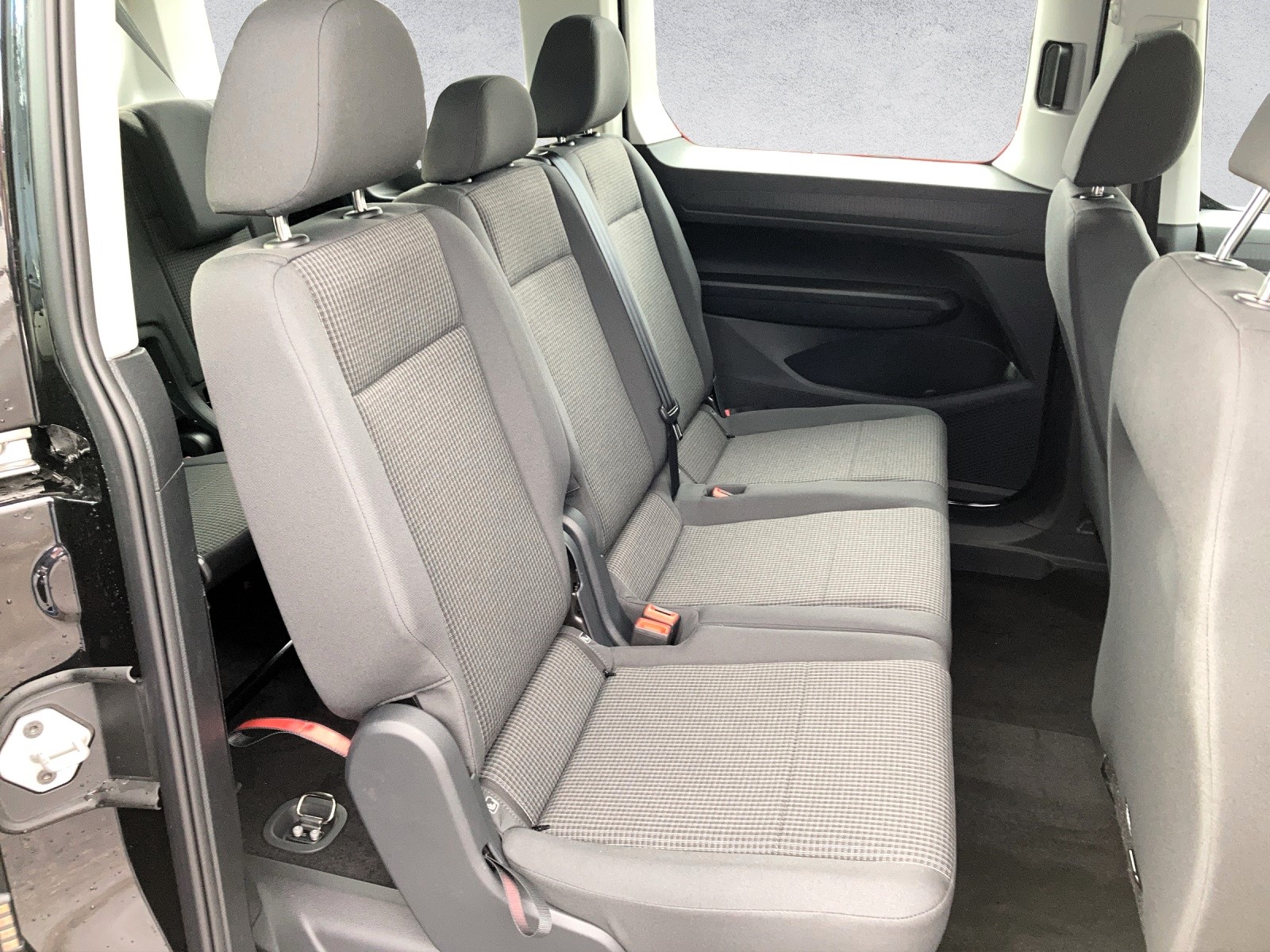 VW Caddy Maxi 1.5 TSI DSG-image-10
