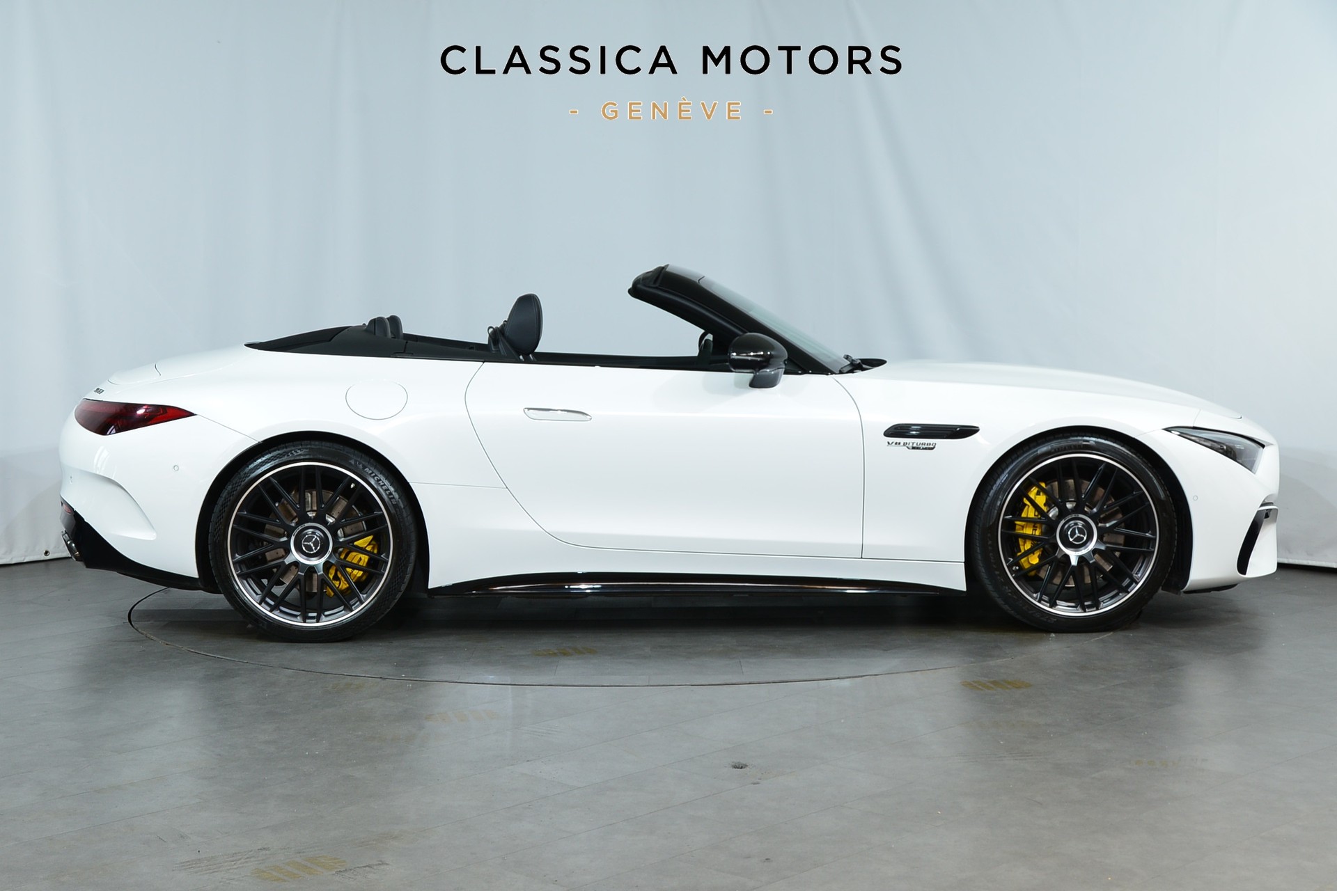 MERCEDES-BENZ AMG SL 63 4M Speedshift MCT-showroom-element-1