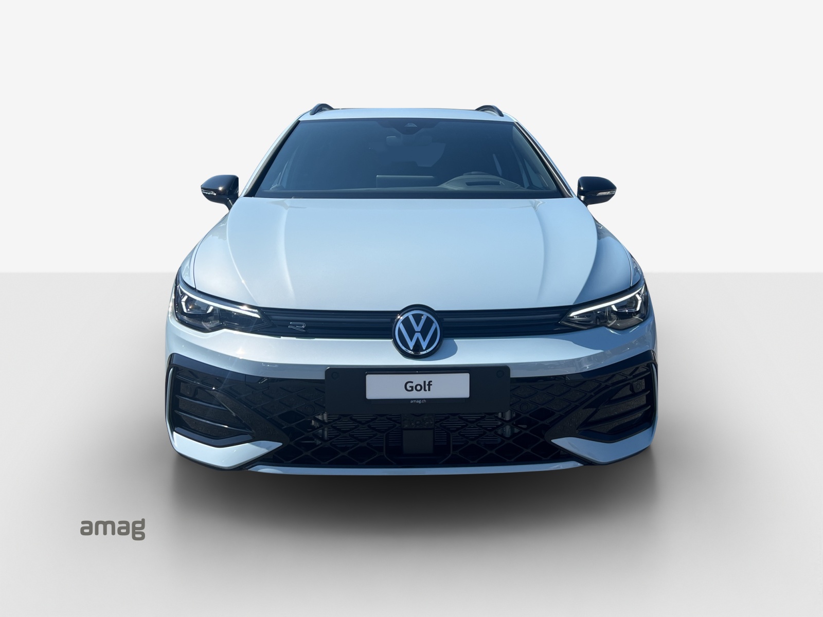 VW Golf Variant 1.5 eTSI mHEV R-Line-image-6