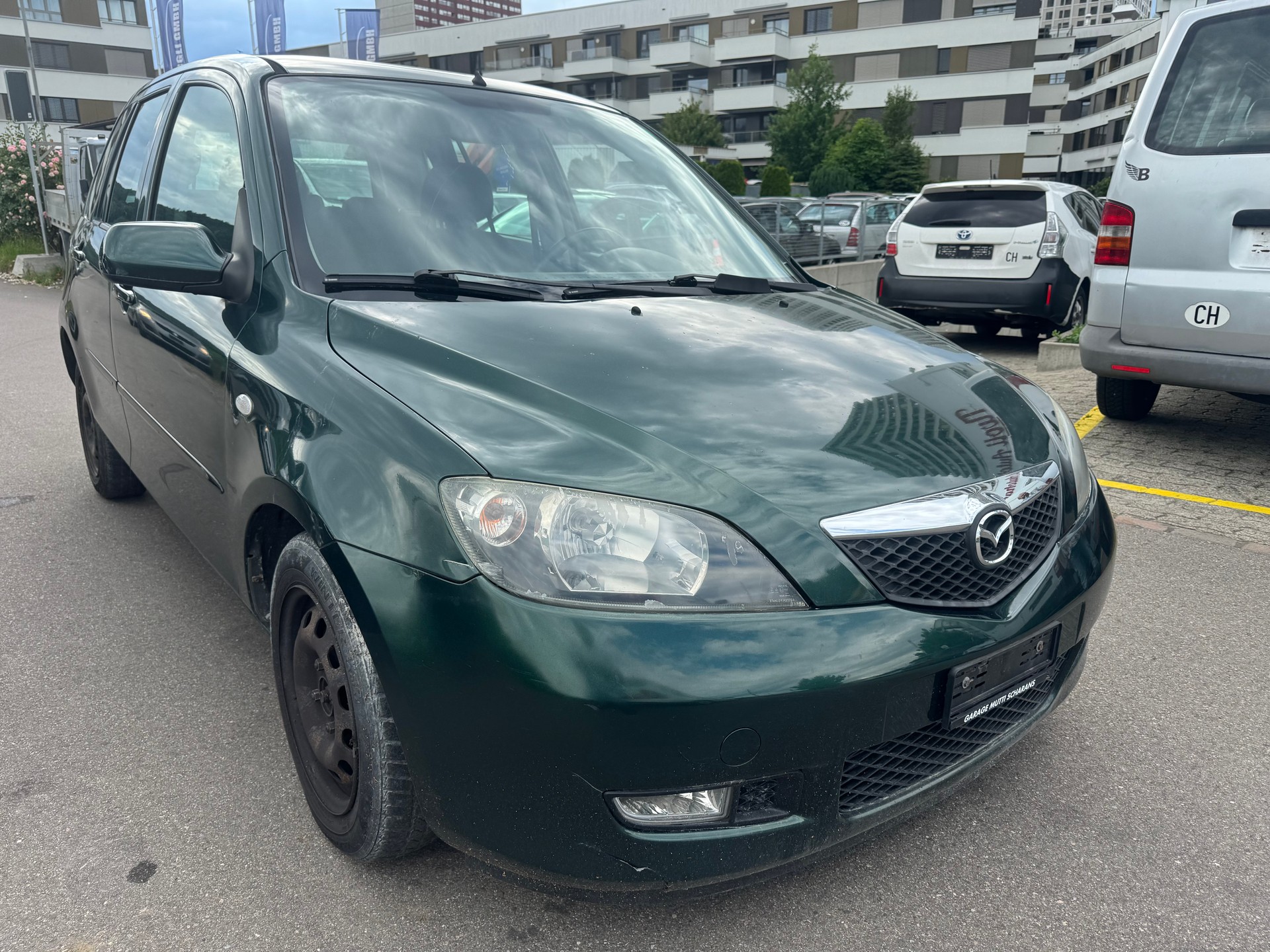 MAZDA 2 1.4i 16V Confort-showroom-element-1