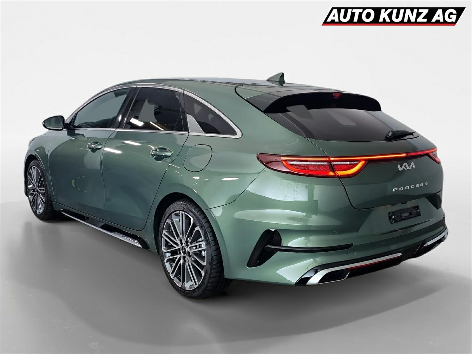 KIA PROCEED 1.5 T-GDi GT DCT-showroom-element-1