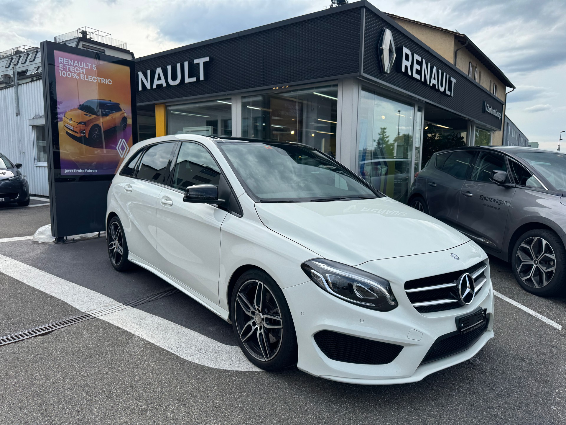 MERCEDES-BENZ B 250 AMG Line 7G-DCT
