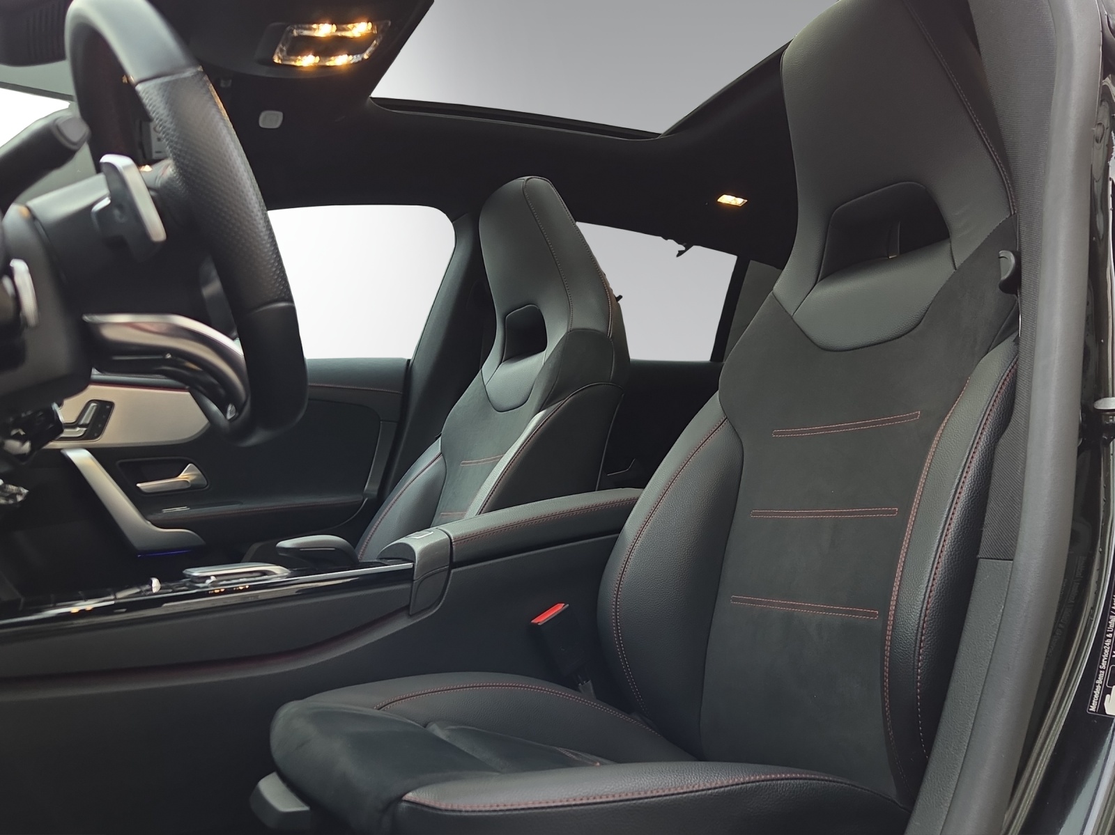 Image MERCEDES-BENZ CLA-200 CLA Shooting Brake 200 AMG Line 7G-DCT