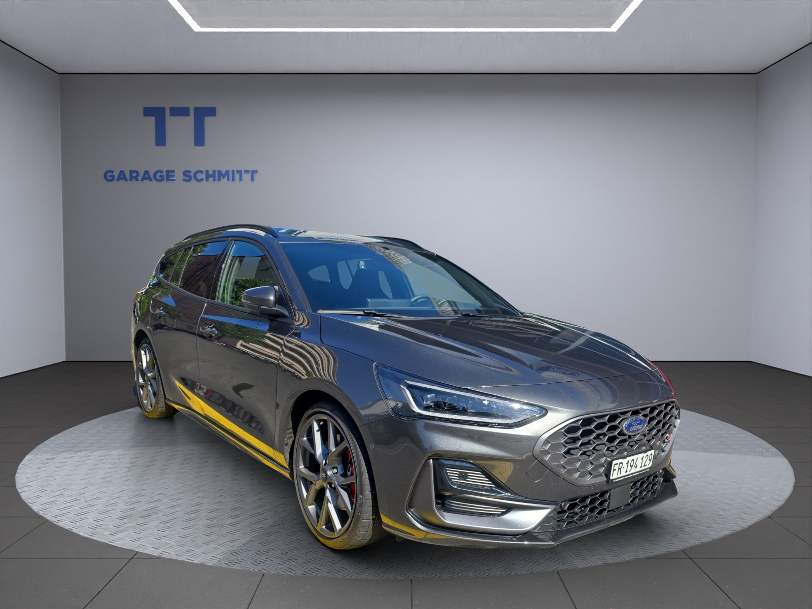 FORD Focus Station Wagon 2.3 EcoB ST X-showroom-element-1