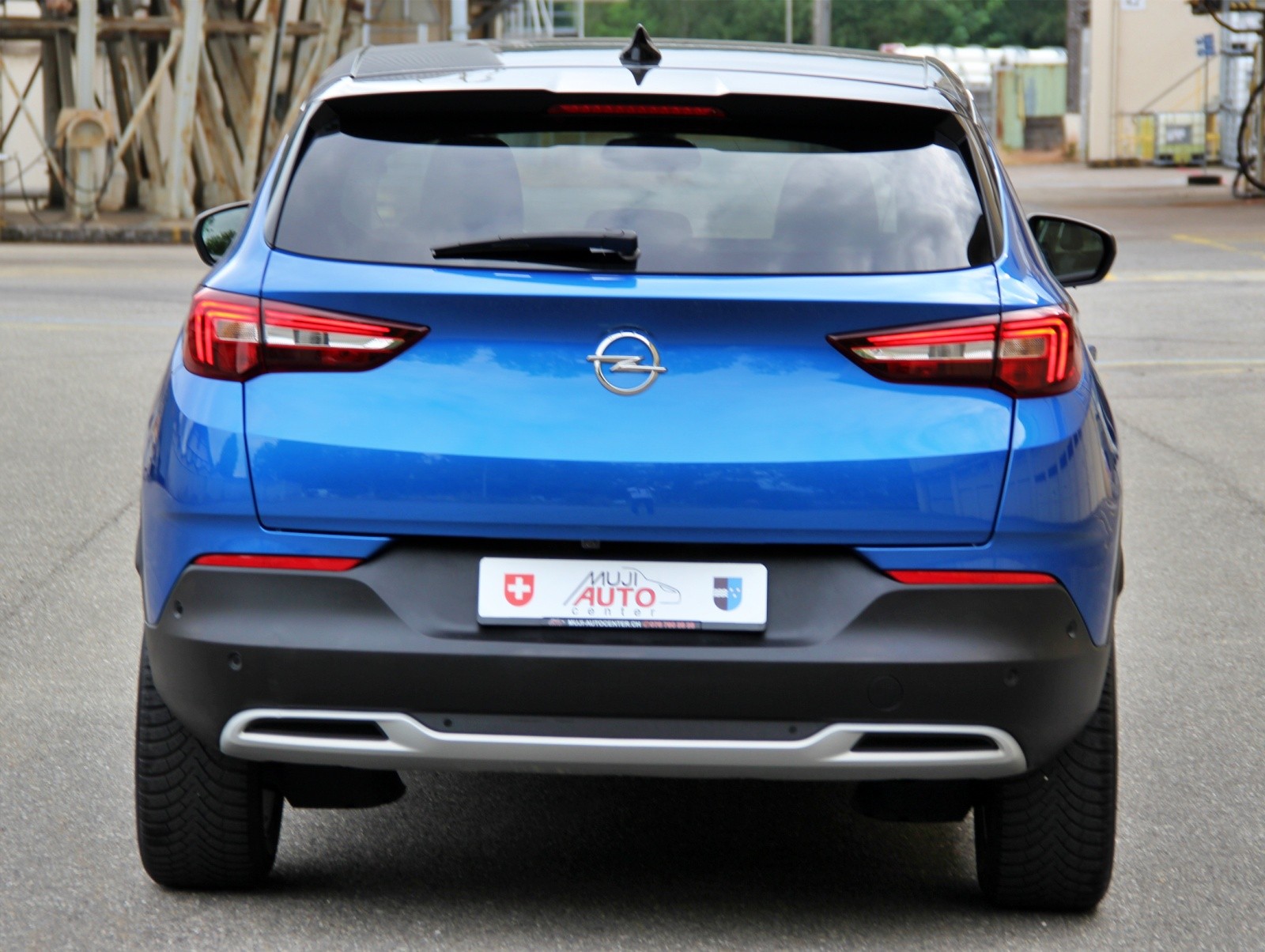 OPEL Grandland X 1.2i TP Ultimate Automatik-showroom-element-3