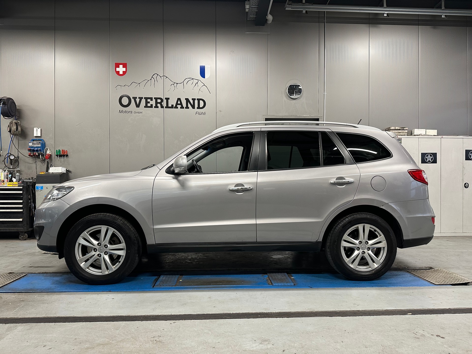 HYUNDAI Santa Fe 2.2 CRDI Swiss Plus Edition 4WD Automatic-showroom-element-1