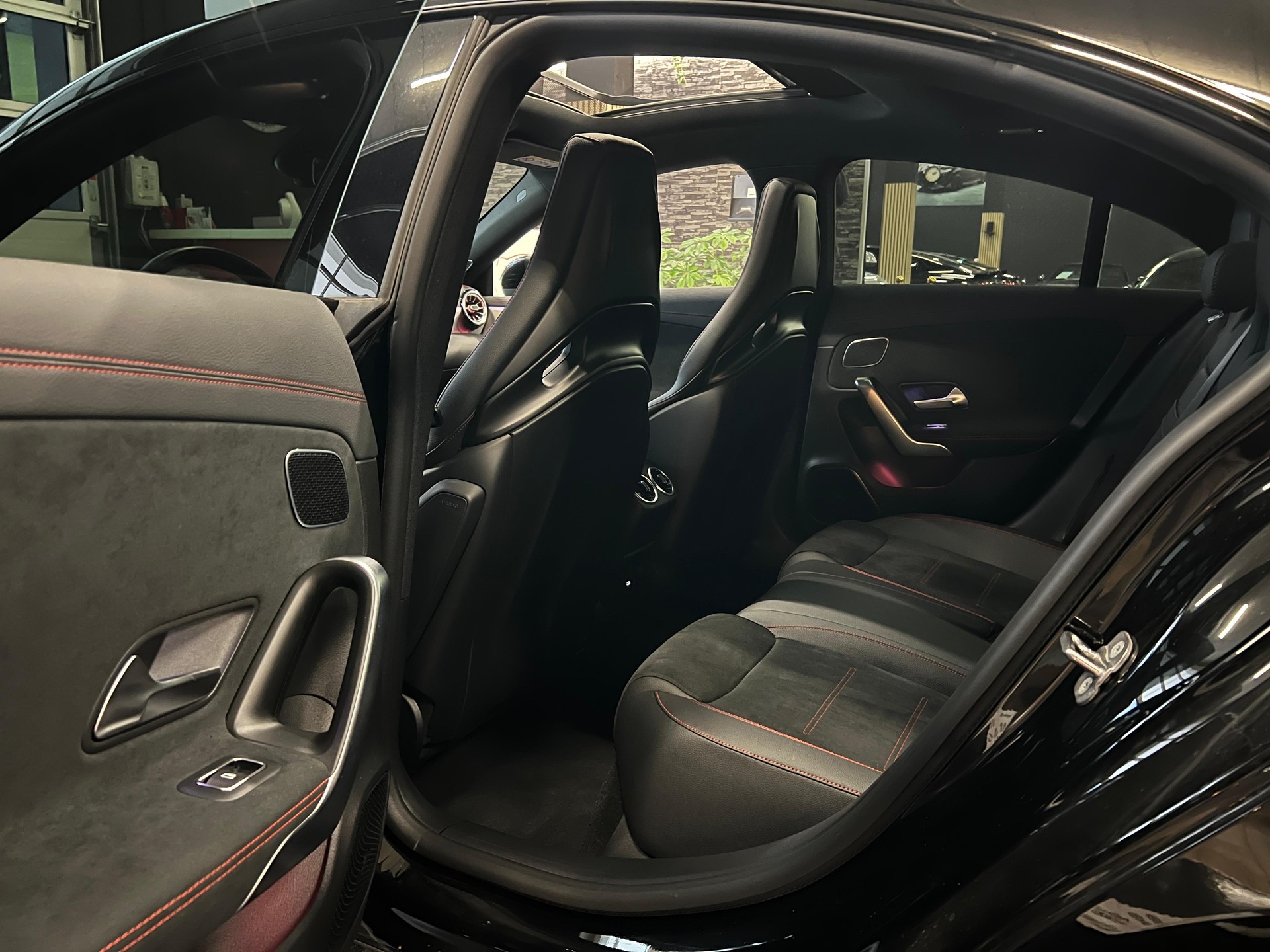 MERCEDES-BENZ CLA 35 AMG 4Matic 8G-DCT Facelift Aerodynamik Paket 4061-image-14