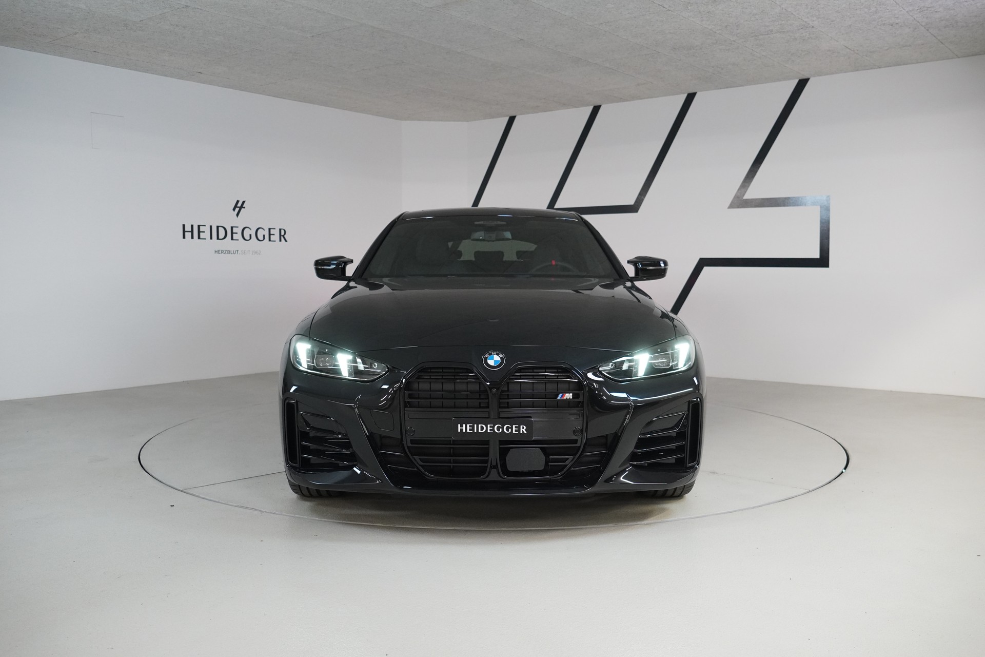 BMW M440i xDrive 48V Gran Coupé Steptronic-showroom-element-1