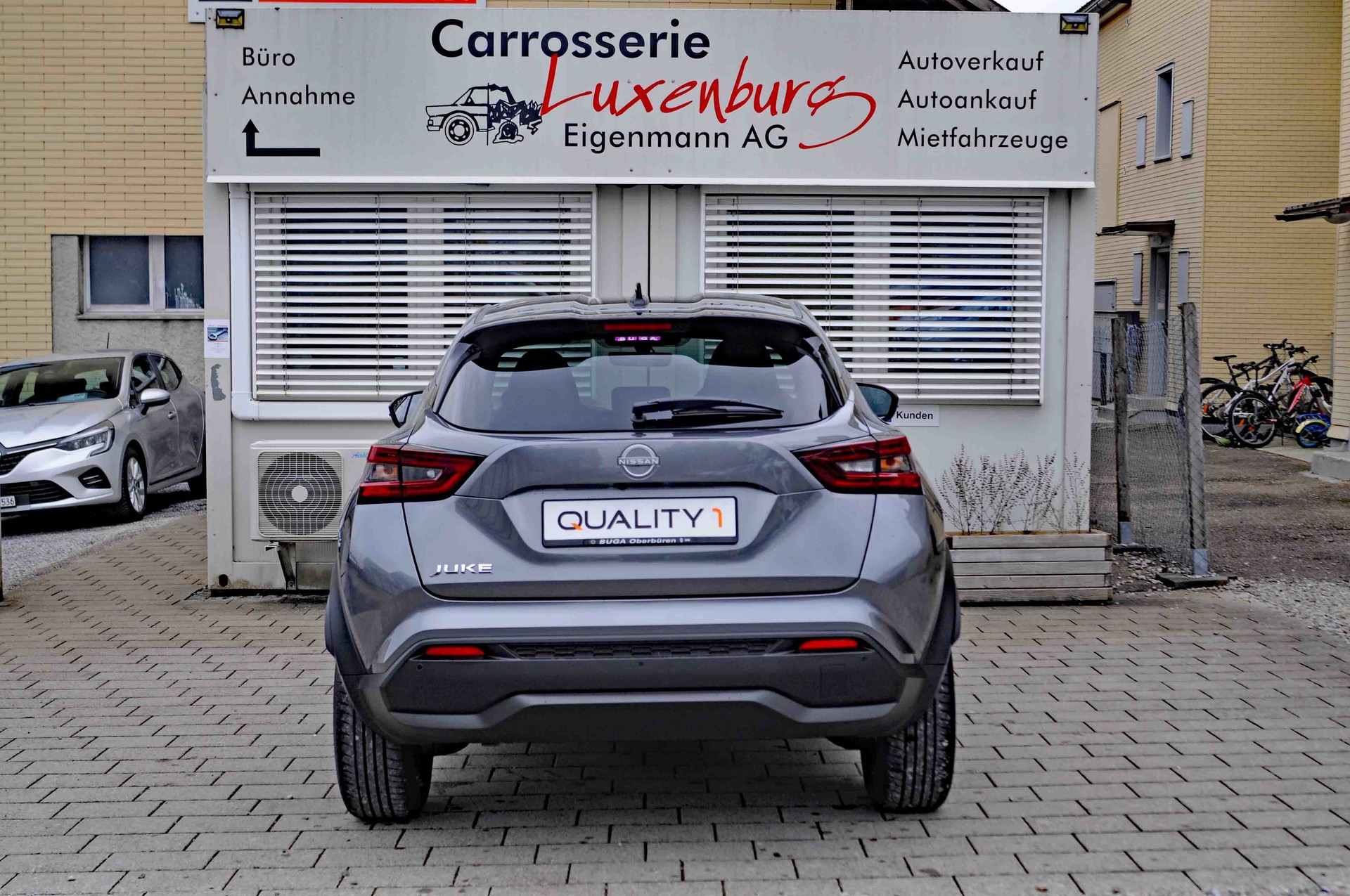 NISSAN Juke 1.0 DIG-T N-Connecta DCT-image-3