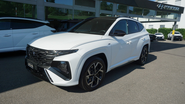 HYUNDAI Tucson 1.6 (SUV / Gelndewagen)