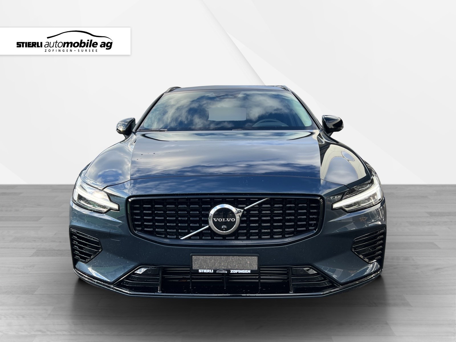 VOLVO V60 2.0 T8 TE Ultra Dark eAWD-showroom-element-1