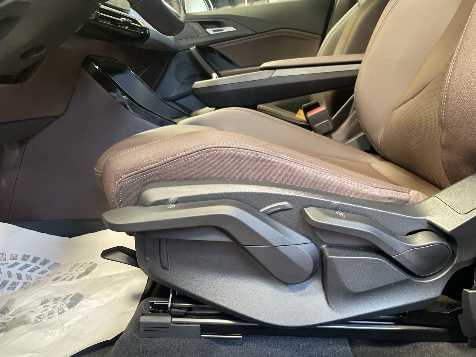 BMW X1 xDrive 30e-image-17