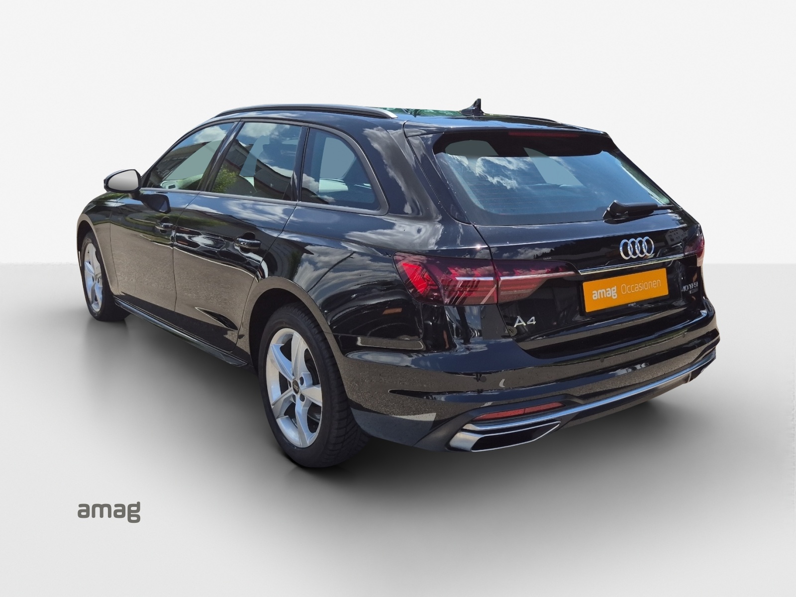 AUDI A4 Avant 40 TFSI advanced S-tronic quattro-showroom-element-2