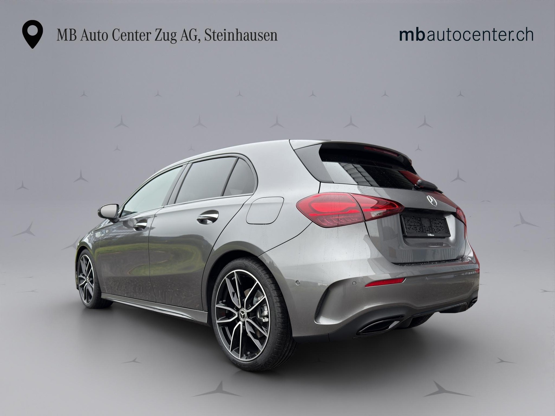 MERCEDES-BENZ A 200 Night Star-showroom-element-2