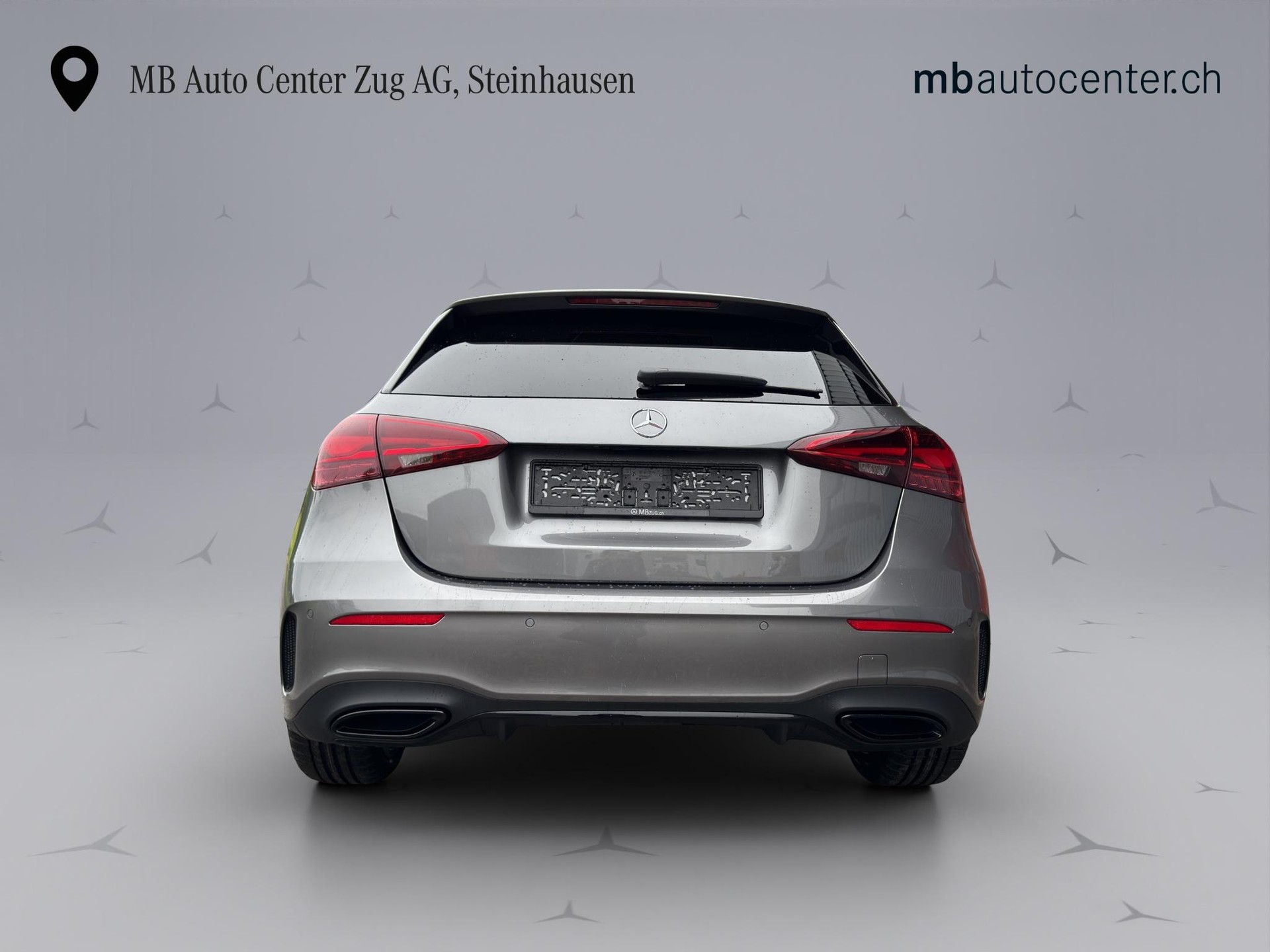 MERCEDES-BENZ A 200 Night Star-showroom-element-3