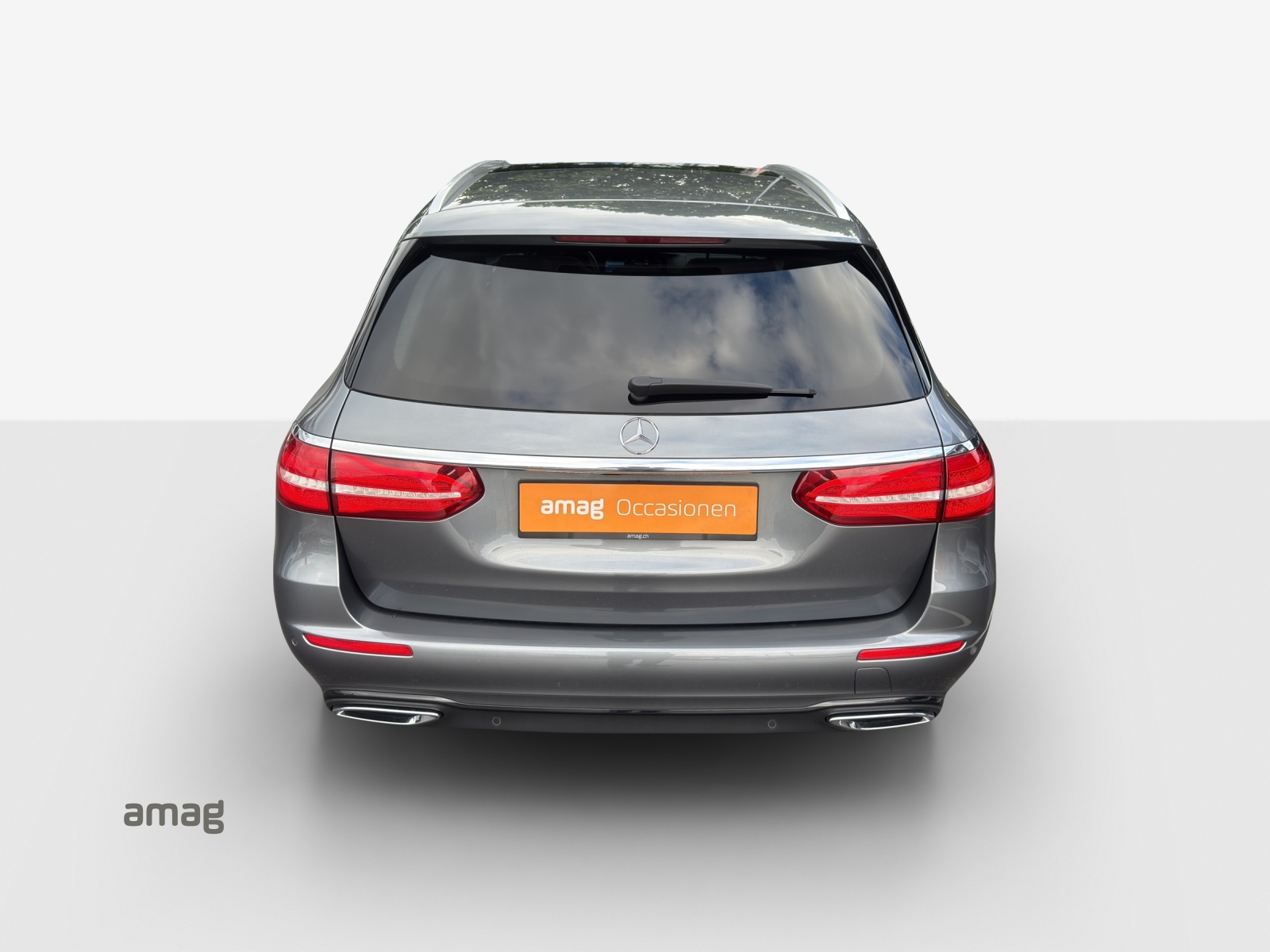 MERCEDES-BENZ E 220 d Avantgarde 4Matic 9G-Tronic-showroom-element-3
