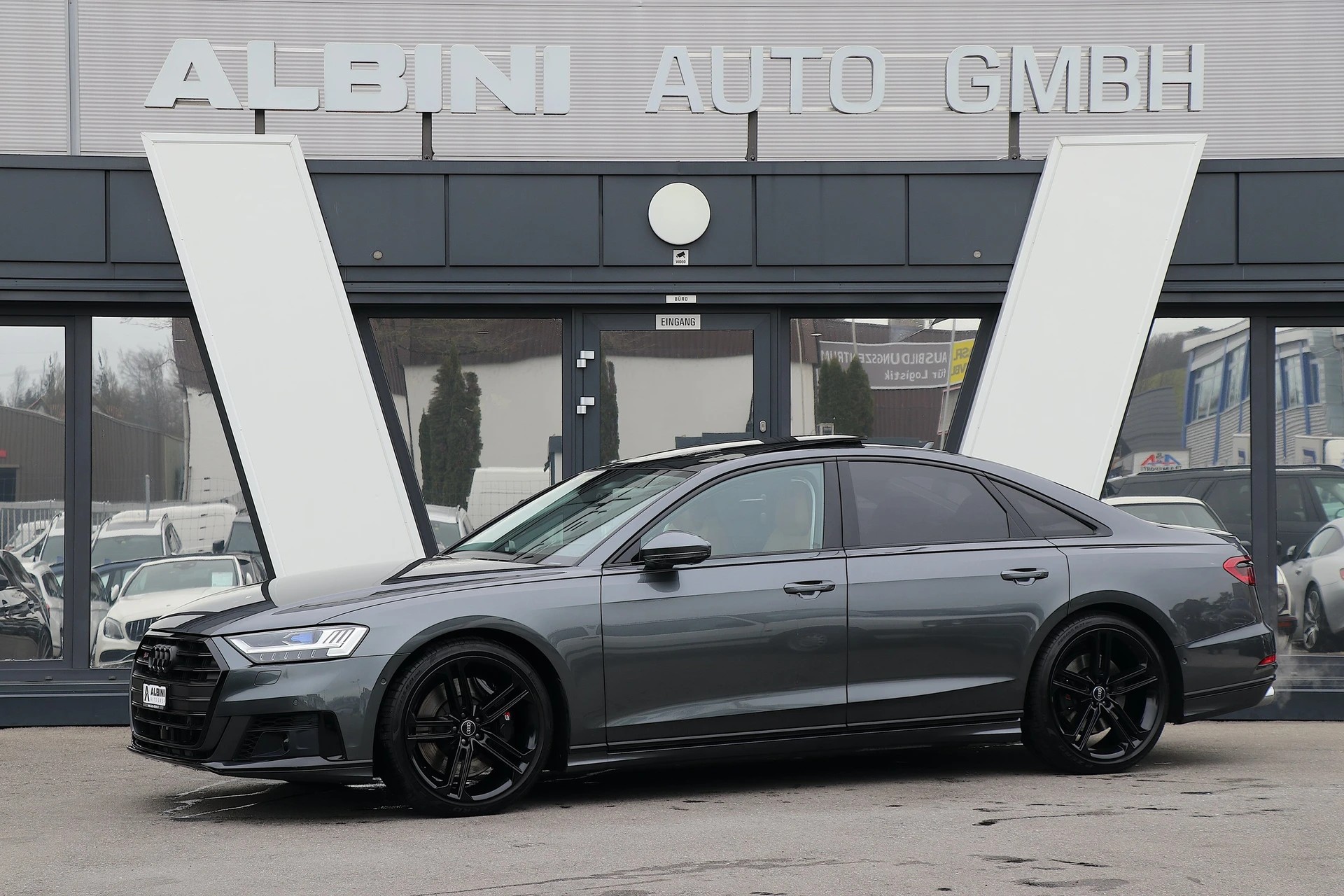 AUDI S8 TFSI quattro tiptronic