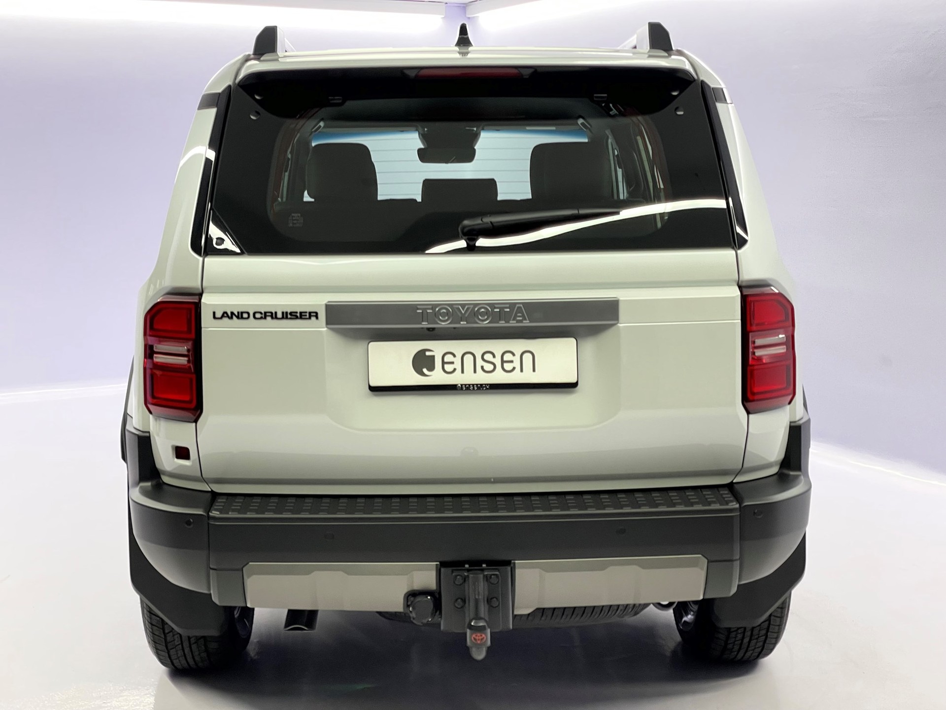 TOYOTA Land Cruiser 2.8 D 230 Comfort AWD-showroom-element-3