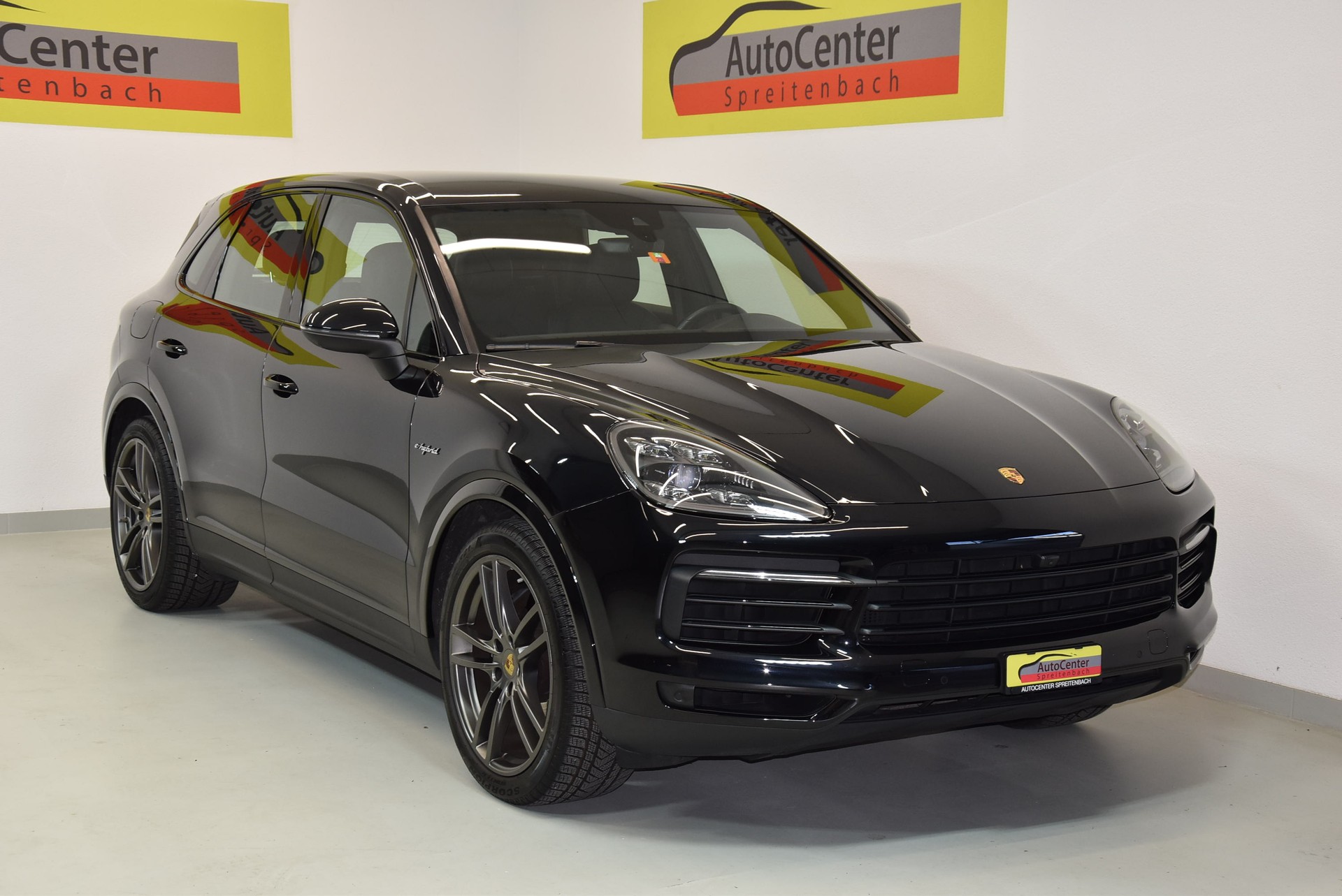 PORSCHE Cayenne E-Hybrid