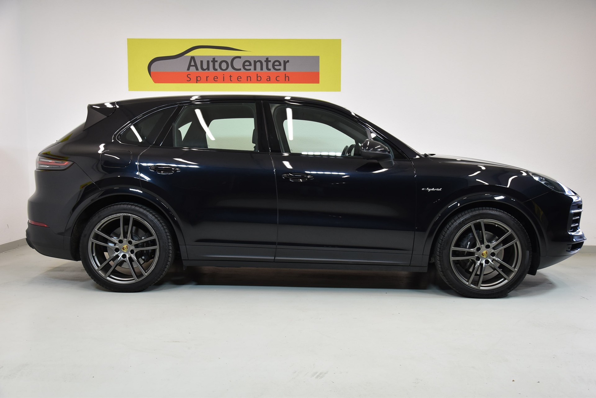 PORSCHE Cayenne E-Hybrid-image-14